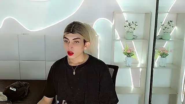 Daniela Pink  online show from August 6, 7:49 pm