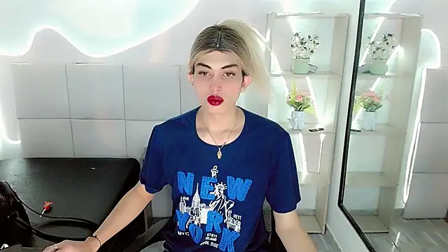 Daniela Pink  online show from August 8, 7:49 pm
