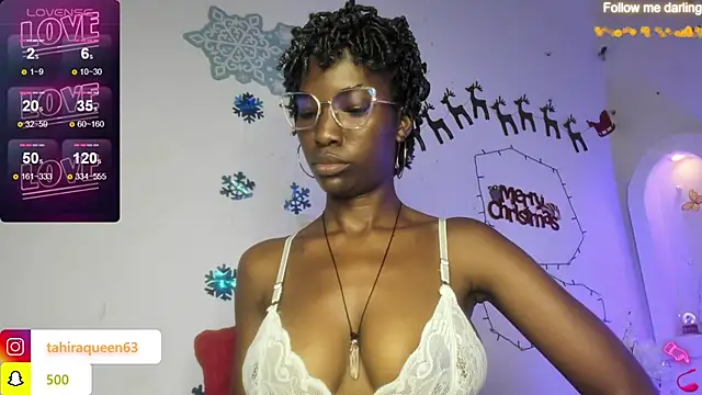 Snapshot of Tahira_21_ chatting on January 6, 7:35 pm Tahira 21 online show from January 6, 7:35 pm