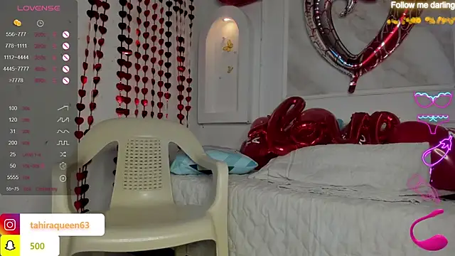 Snapshot of Tahira_21_ chatting on February 7, 1:25 am Tahira 21 online show from February 7, 1:25 am