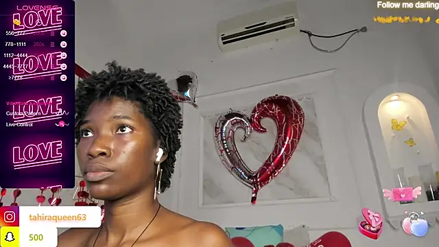 Snapshot of Tahira_21_ chatting on February 18, 10:14 pm Tahira 21 online show from February 18, 10:14 pm