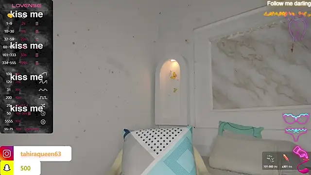 Snapshot of Tahira_21_ chatting on February 27, 7:37 pm Tahira 21 online show from February 27, 7:37 pm