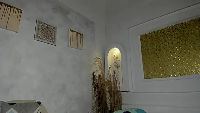 Snapshot of Tahira_21_ chatting on October 8, 7:33 pm Tahira 21 online show from October 8, 7:33 pm