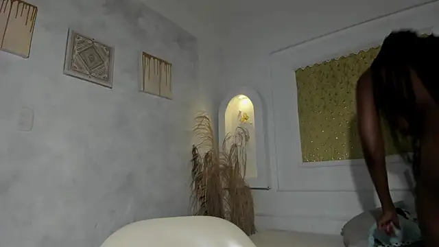 Snapshot of Tahira_21_ chatting on October 9, 6:50 pm Tahira 21 online show from October 9, 6:50 pm