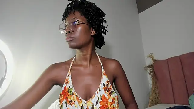 Snapshot of Tahira_21_ chatting on December 1, 7:08 pm Tahira 21 online show from December 1, 7:08 pm