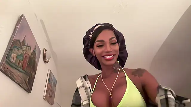 Snapshot of _lizsamantha chatting on February 7, 1:04 am lizsamantha online show from February 7, 1:04 am