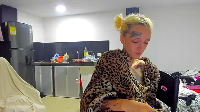 barbara anal squirt  online show from March 12, 5:35 am