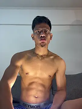 bbchocolate27 online show from March 26, 12:50 am