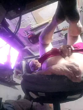 Snapshot of MagicAdmiralty5 chatting on September 19, 10:49 am MagicAdmiralty5 online show from September 19, 10:49 am