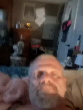 Snapshot of MagicAdmiralty5 chatting on November 11, 2:44 am MagicAdmiralty5 online show from November 11, 2:44 am