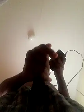 Gifttheskimaskboy online show from December 5, 11:27 am