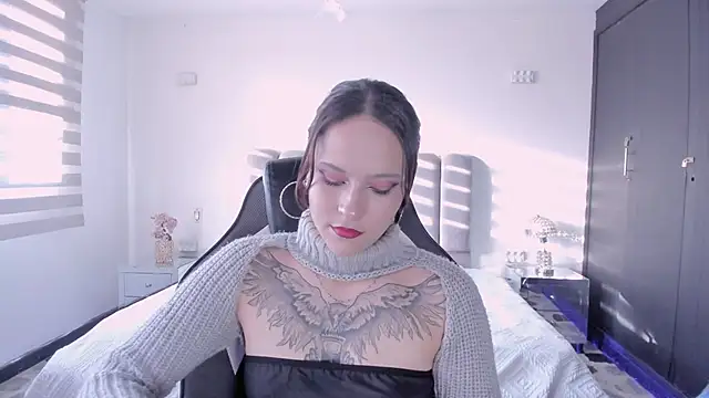 AnnyThompson  online show from March 19, 10:25 pm