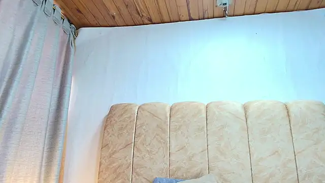 Zoe Curvy online show from November 26, 12:39 pm