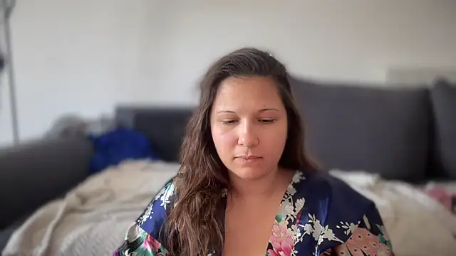 Snapshot of minette-sexy chatting on September 18, 8:49 am minette-sexy online show from September 18, 8:49 am