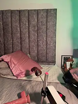 milaivanova online show from February 23, 4:21 am