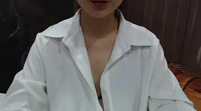 Snapshot of KaleAnisa chatting on February 14, 7:28 am KaleAnisa online show from February 14, 7:28 am