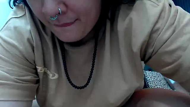 Snapshot of snowflake_xxx chatting on May 11, 2:06 am snowflake xxx online show from May 11, 2:06 am