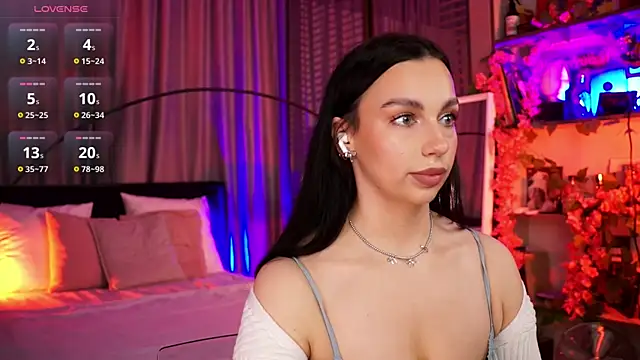 LunaNight online show from October 7, 8:28 pm