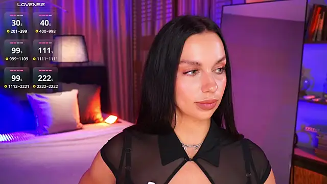 LunaNight online show from April 14, 8:26 pm