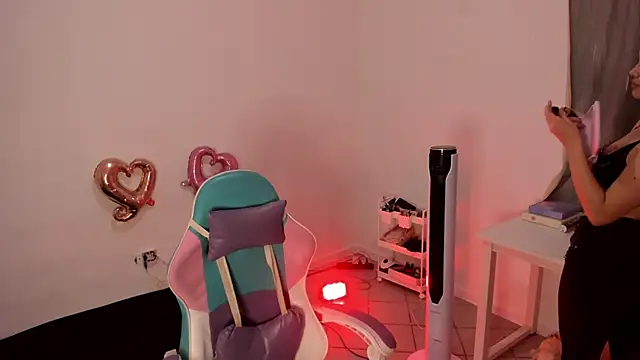 WandaDoll online show from February 15, 12:33 pm