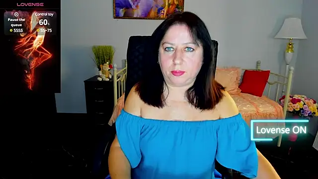 Snapshot of Julia_Dean chatting on January 17, 1:03 pm Julia Dean online show from January 17, 1:03 pm
