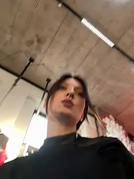 Snapshot of BabeRainbow chatting on February 5, 12:06 pm BabeRainbow online show from February 5, 12:06 pm