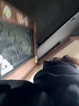 Snapshot of BabeRainbow chatting on February 8, 9:13 am BabeRainbow online show from February 8, 9:13 am