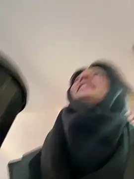 Snapshot of BabeRainbow chatting on February 12, 9:10 am BabeRainbow online show from February 12, 9:10 am