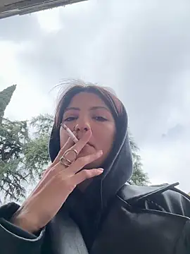 Snapshot of BabeRainbow chatting on February 18, 9:32 am BabeRainbow online show from February 18, 9:32 am