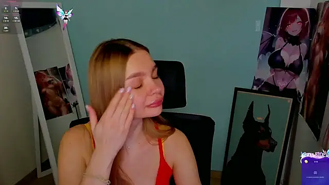 Snapshot of Molly_sweetie chatting on December 6, 6:59 am Molly sweetie online show from December 6, 6:59 am