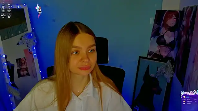 Snapshot of Molly_sweetie chatting on December 18, 7:04 am Molly sweetie online show from December 18, 7:04 am