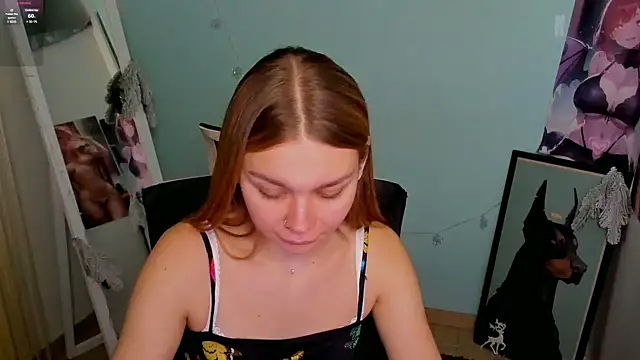 Snapshot of Molly_sweetie chatting on December 30, 9:59 am Molly sweetie online show from December 30, 9:59 am