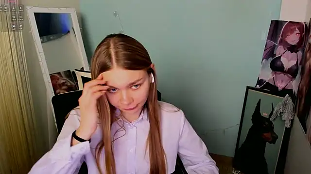 Snapshot of Molly_sweetie chatting on January 7, 10:01 am Molly sweetie online show from January 7, 10:01 am