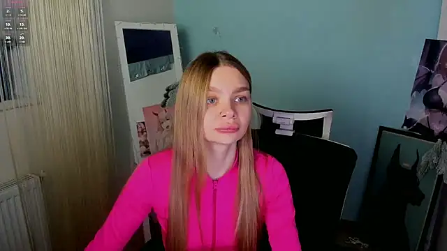 Snapshot of Molly_sweetie chatting on January 16, 7:07 am Molly sweetie online show from January 16, 7:07 am
