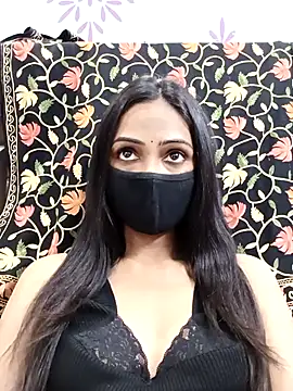 Snapshot of Yours-Bebo chatting on February 24, 9:43 am Yours-Bebo online show from February 24, 9:43 am