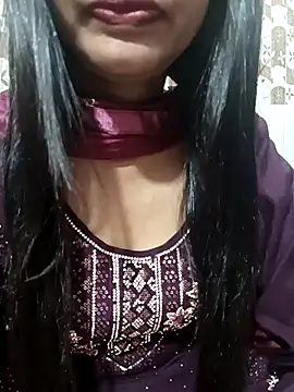 Snapshot of Yours-Bebo chatting on February 26, 10:58 am Yours-Bebo online show from February 26, 10:58 am