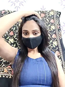 Snapshot of Yours-Bebo chatting on March 2, 11:39 am Yours-Bebo online show from March 2, 11:39 am