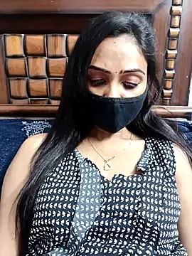 Yours-Bebo online show from February 24, 7:01 pm