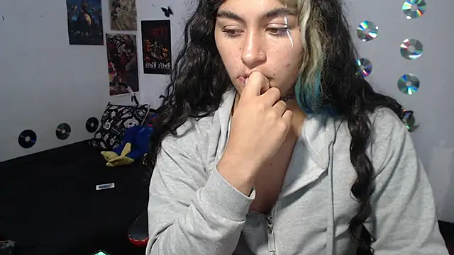 abril666 online show from March 20, 7:25 pm