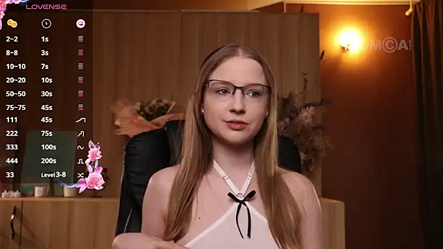 Snapshot of steffania- chatting on February 5, 8:46 pm steffania- online show from February 5, 8:46 pm