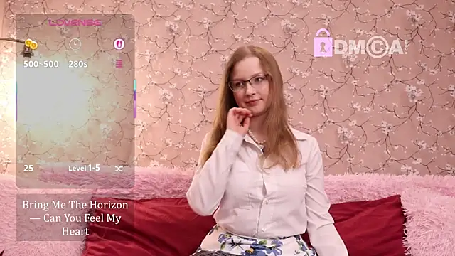 Snapshot of steffania- chatting on October 19, 1:23 pm steffania- online show from October 19, 1:23 pm