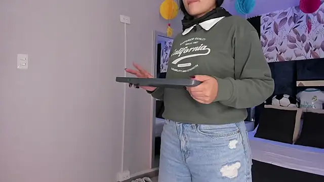 Snapshot of GiselOrtiz chatting on July 3, 9:05 am GiselOrtiz online show from July 3, 9:05 am
