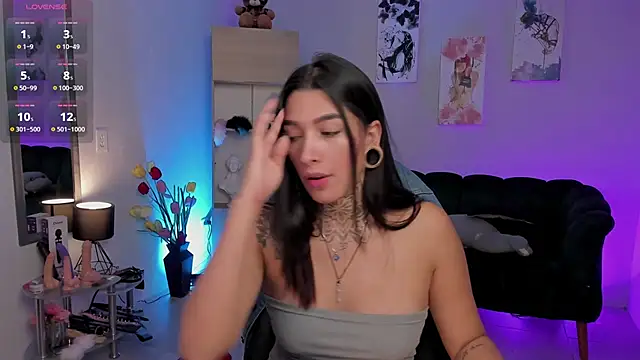 LouaneBourVip online show from January 13, 2:11 pm