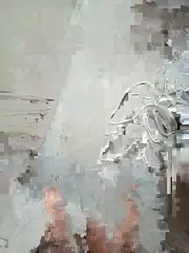 Snapshot of junior5406 chatting on October 7, 1:19 pm junior5406 online show from October 7, 1:19 pm