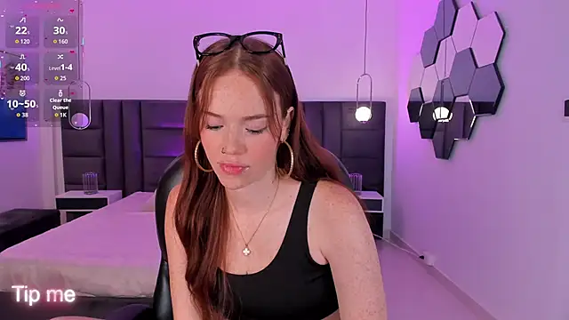 Snapshot of CorinneRusso chatting on January 14, 5:02 am CorinneRusso online show from January 14, 5:02 am