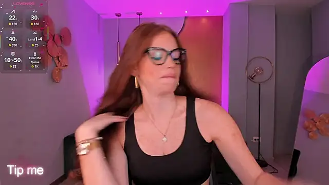 Snapshot of CorinneRusso chatting on February 19, 12:45 pm CorinneRusso online show from February 19, 12:45 pm