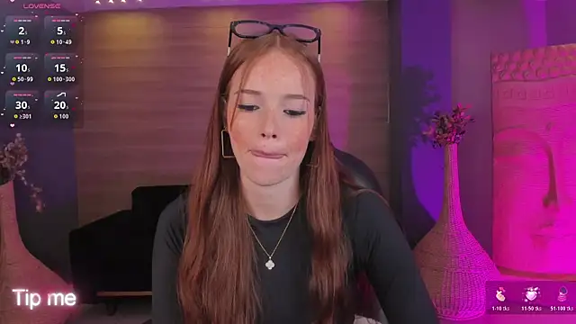 Snapshot of CorinneRusso chatting on February 23, 12:24 pm CorinneRusso online show from February 23, 12:24 pm