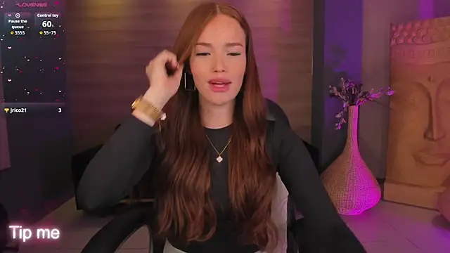 CorinneRusso online show from March 28, 11:21 am