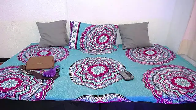  joanne and oliver  online show from March 13, 3:07 pm