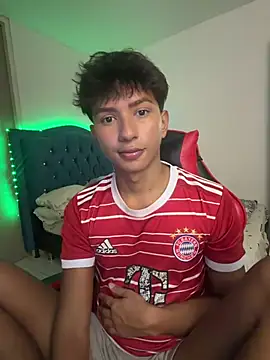 Leonarrrd 01 online show from March 9, 11:42 pm